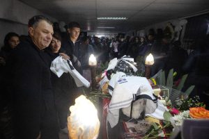 Tragedia Monumental Colo Colo - Lágrimas en el Monumental: Colo Colo Despide a sus Ángeles Hinchas