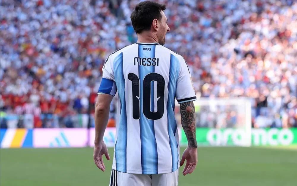 ¿Quién será el nuevo 10 de Argentina tras el retiro de Messi? Los candidatos a heredar la mítica camiseta