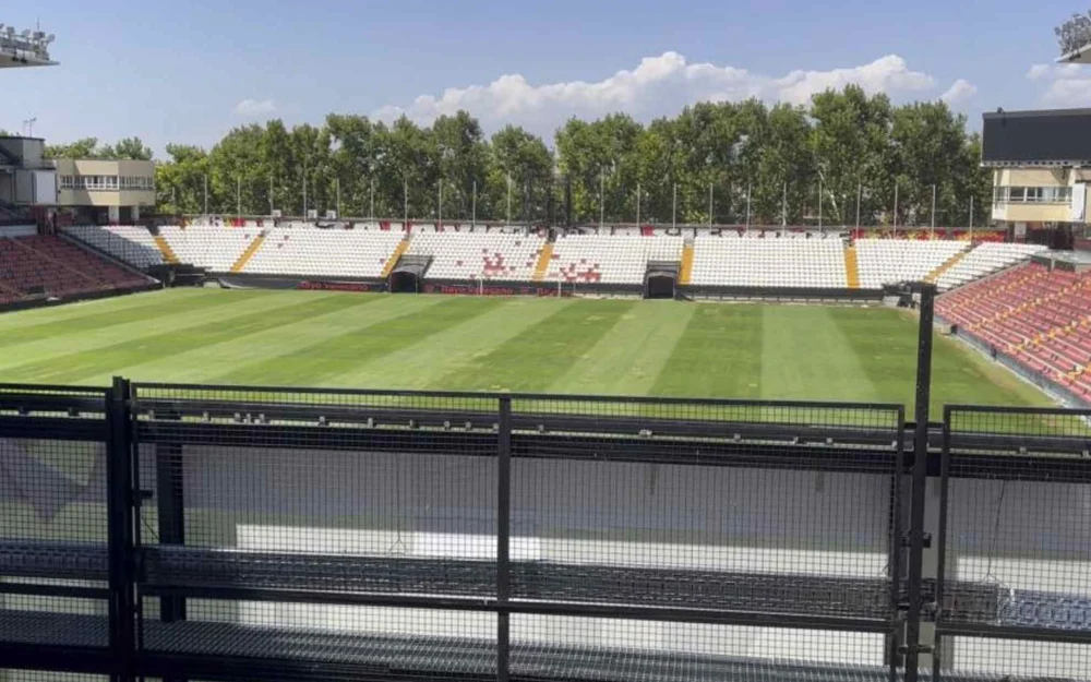 El Rayo acusa a la Comunidad de Madrid de ocultar siete meses el informe que le echó de Vallecas