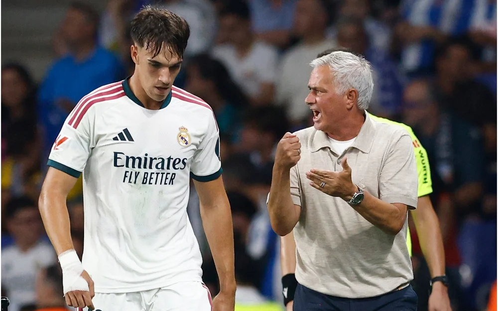 Mou revela cómo funciona el internado de Valdebebas