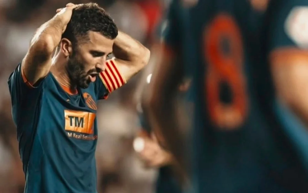 Desprecio a Gayà: El Valencia le ofrece un sueldo seis veces inferior al actual