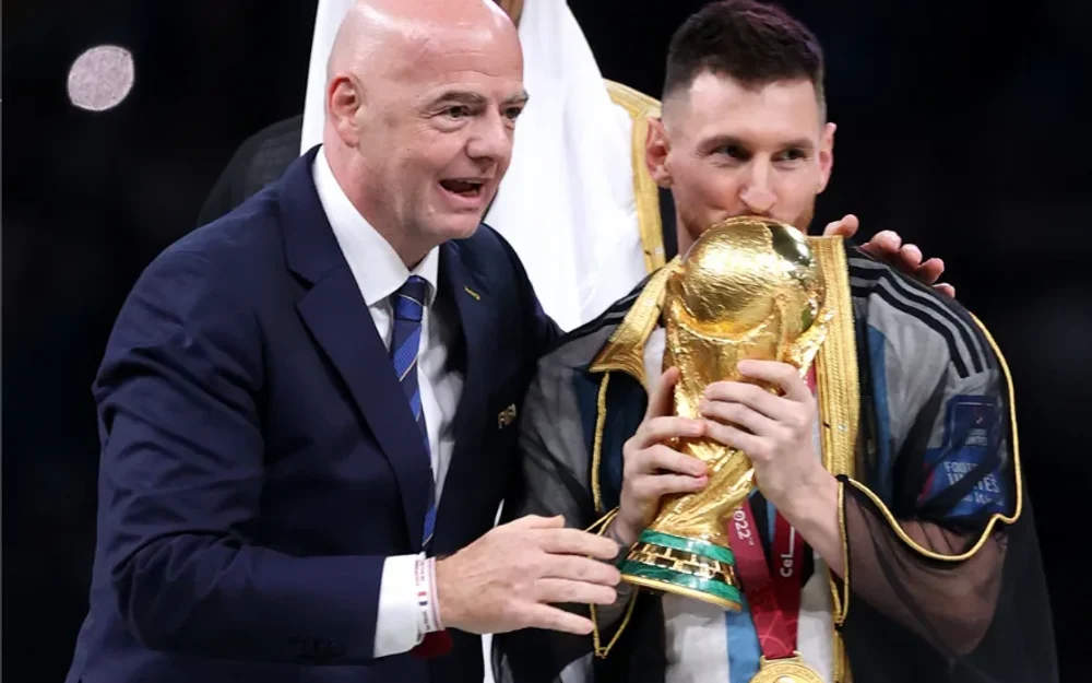 Infantino despidió a Messi en su adiós de La Albiceleste: “Gracias por cada recuerdo inolvidable”