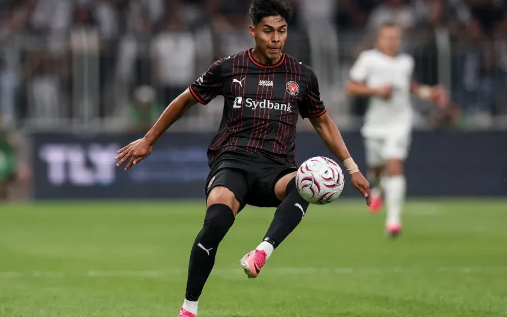 Darío Osorio jugó todo el partido en amargo empate de Midtjylland en Superliga de Dinamarca