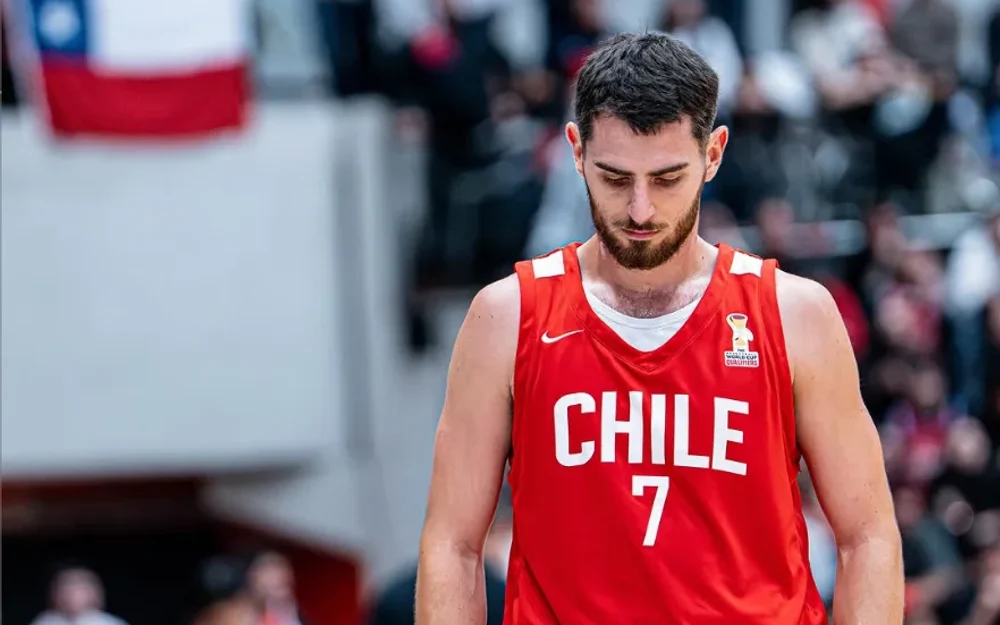 A levantar cabeza: La Roja de básquetbol cayó ante República Dominicana en Clasificatorias al Mundial