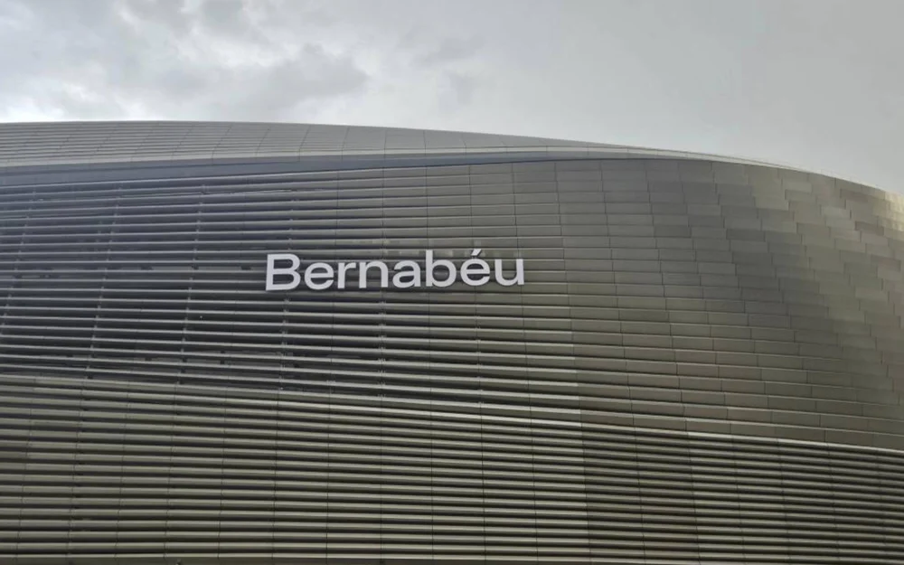 Un Bernabéu sin Santiago ni trofeo
