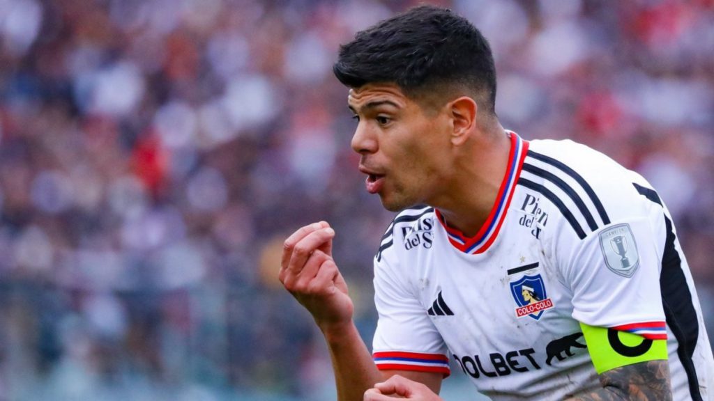"Aunque sean 10 segundos": el reclamo de Esteban Pavez tras suspensión del clásico Colo Colo - UC