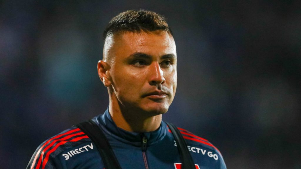 En recuperación: viralizan primera fotografía de Cristóbal Campos tras accidente