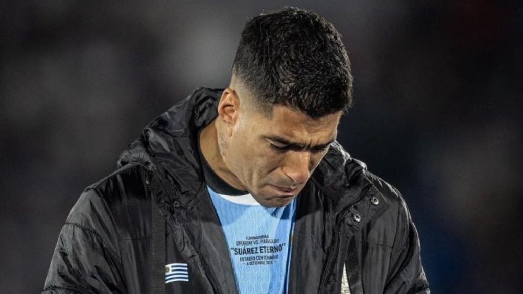 Luis Suárez se retira de la Selección y sorprende con nuevo look rebelde