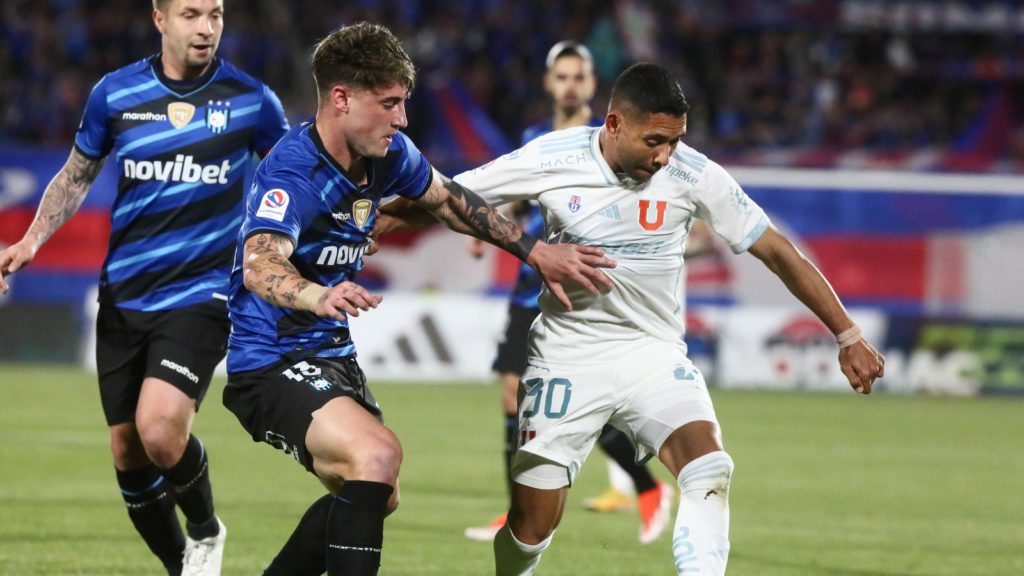 "Qué hacemos ante eso": El reclamo de Huachipato por el "regalo" a Universidad de Chile