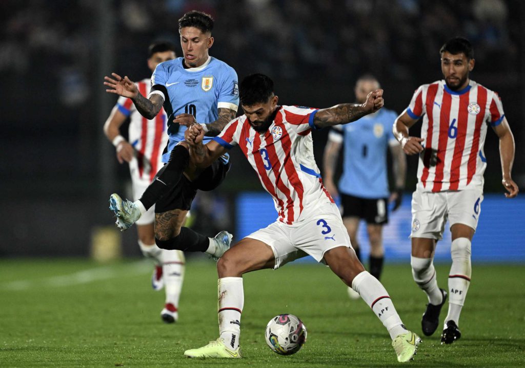 Se complica la tabla para Chile: Paraguay rescata preciado empate ante el Uruguay de Marcelo Bielsa