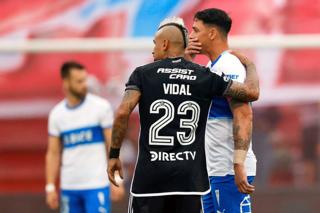 Universidad Católica informa suspensión del duelo ante Colo Colo por orden de Carabineros