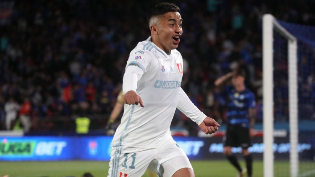 Universidad de Chile venció por un ajustado 2-1 a Huachipato