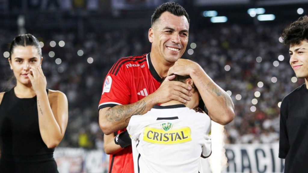 "Lo digo ahora": la revelación de Esteban Paredes tras nuevo retiro del fútbol