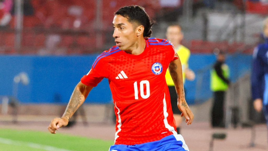Luciano Cabral celebra triunfo de Chile y manda su apoyo a Jorge Valdivia tras ser acusado de violación en dos ocasiones