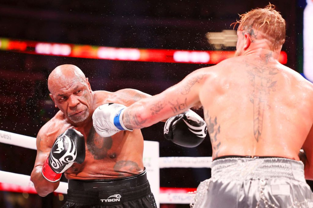 Mike Tyson fue derrotado en su regreso al ring por el youtuber y boxeador Jake Paul