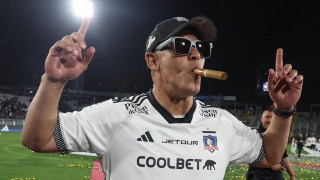 Sonríe Jorge Almirón: los cuatro 'refuerzos' de Colo Colo para la temporada 2025