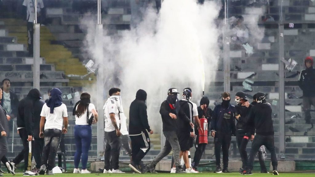Violencia en Estadio Monumental - "Esto no Puede Seguir Así": La ANFP ante la Violencia en el Monumental