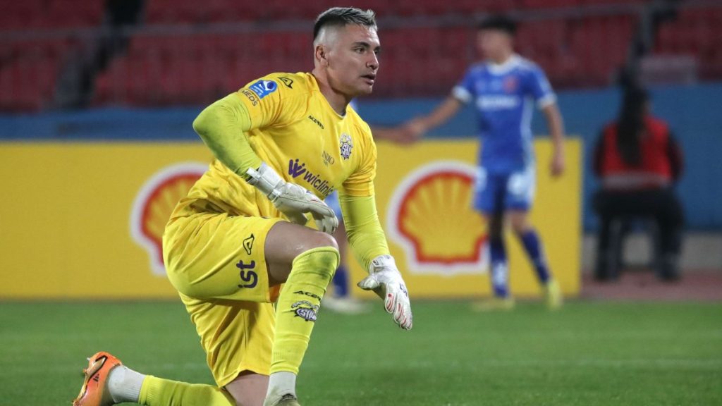 Cristóbal Campos Vuelve al Fútbol - Campos: De la Tragedia al Fútbol Profesional con Fuerza Inspiradora