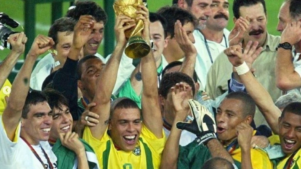 Lucio Quemaduras Accidente Doméstico - Campeón Mundial Lucio, Hospitalizado por Accidente en Casa