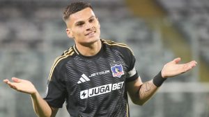Advertencia a Hinchas Colo Colo - Argentina Advierte a Hinchas de Colo Colo Previo al Duelo con Racing
