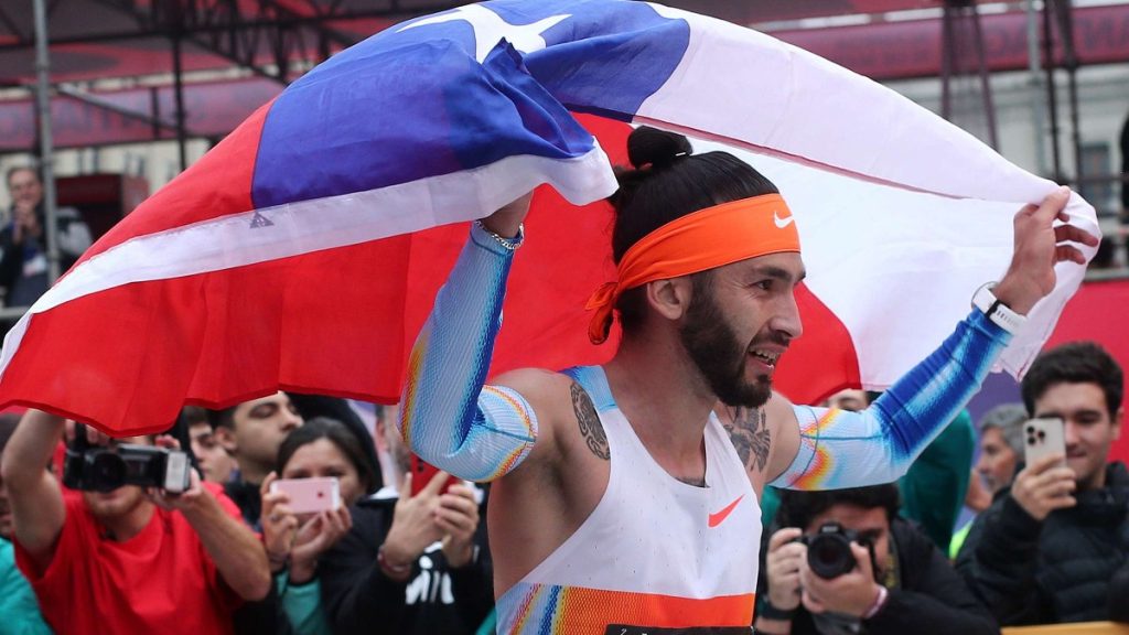 Carlos Díaz Ganador Maratón Santiago - Carlos Díaz Triunfa en Maratón de Santiago: Análisis de Sus 42k