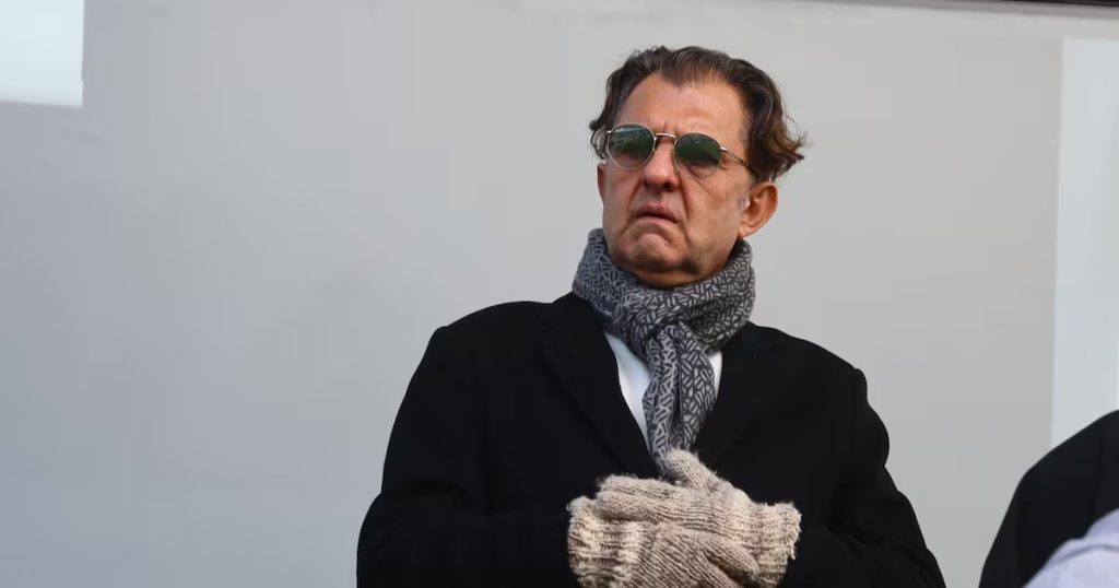 Esteban Pavez Colo Colo - Esteban Pavez enfrenta desafíos y recibe apoyo en Colo Colo