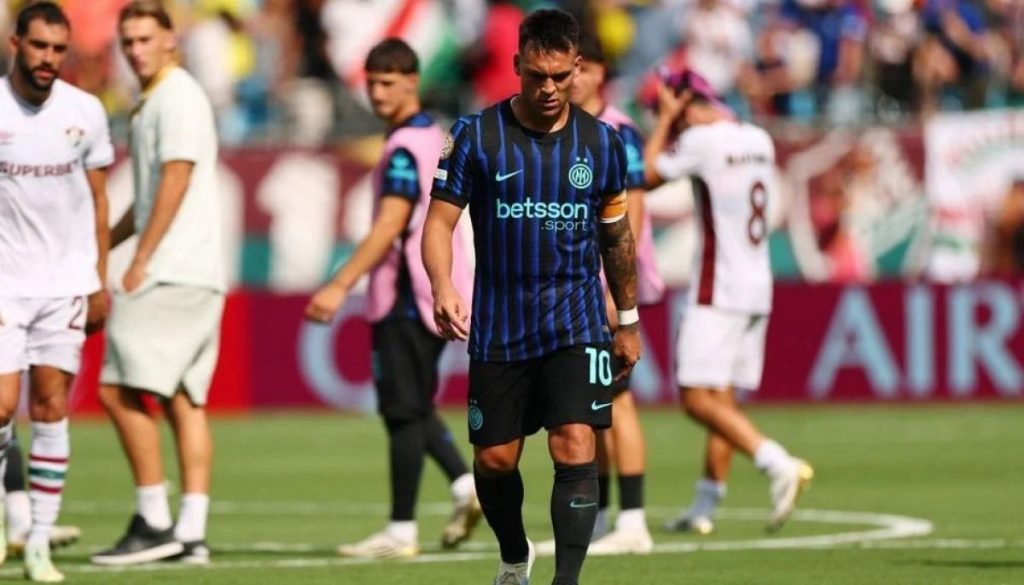 Lautaro Martínez Inter Eliminado - Lautaro Martínez: Críticas y Frustración tras la Caída del Inter