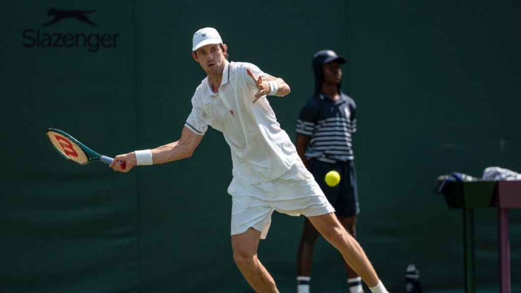 Nicolás Jarry Wimbledon 2023 - Nicolás Jarry brilla en Wimbledon 2025 con remontada épica