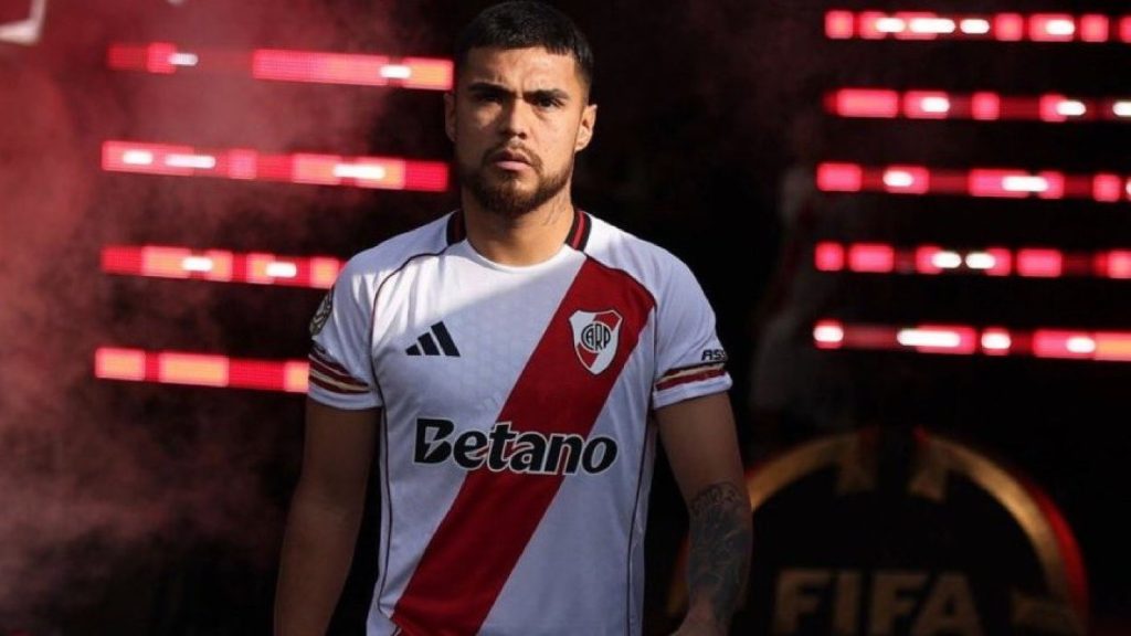 Paulo Díaz Jerarquía River - Paulo Díaz deslumbra en el empate de River ante Monterrey