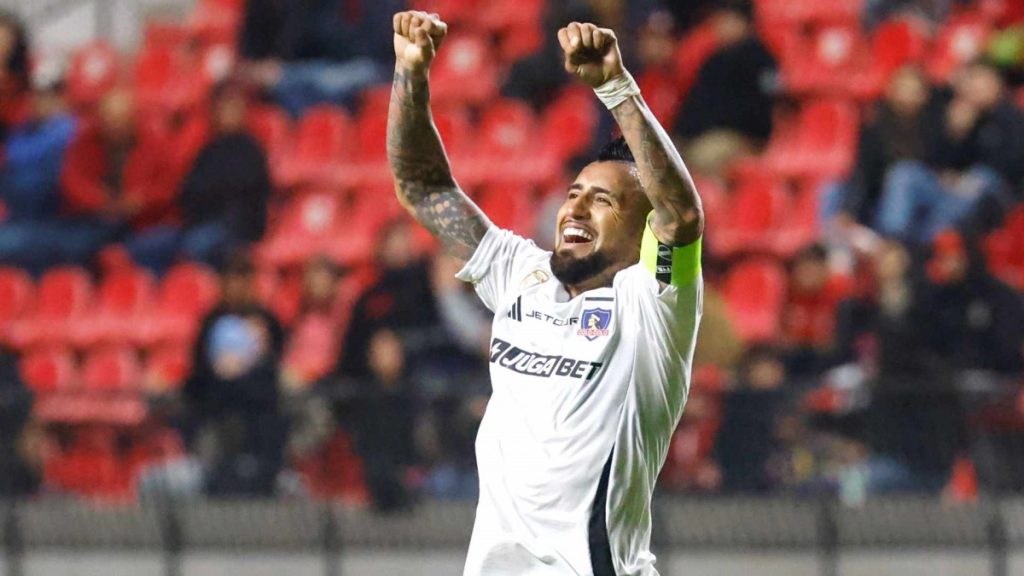 Vidal Triunfo Colo Colo - Arturo Vidal: La Clave del Opaco Triunfo de Colo Colo sobre Unión la Calera