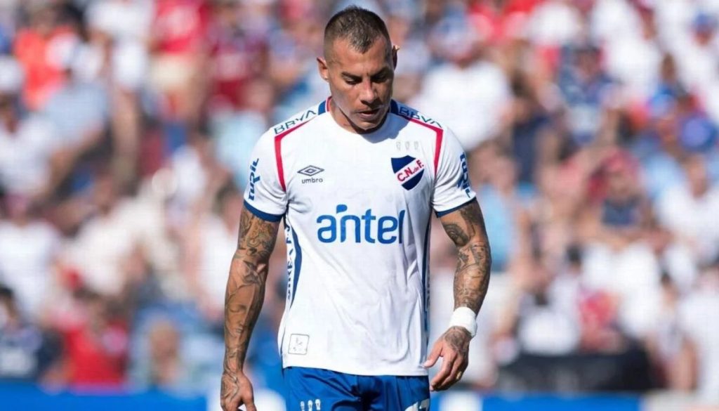 Eduardo Vargas Universidad de Chile - Eduardo Vargas podría regresar a Universidad de Chile en 2025