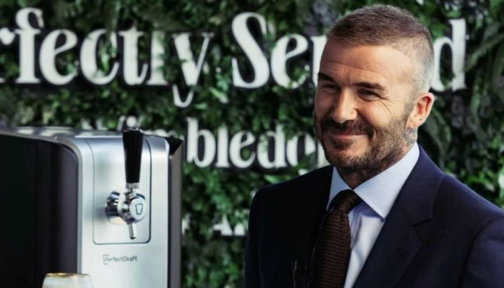 Cambio de Look de David Beckham que Generó Comentarios en las Redes Sociales - David Beckham Sorprende con Su Viral Cambio de Look en Redes Sociales