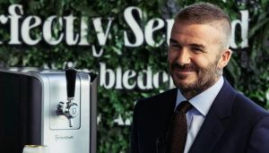 Cambio de Look de David Beckham que Generó Comentarios en las Redes Sociales - David Beckham Sorprende con Su Viral Cambio de Look en Redes Sociales