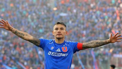 Charles Aránguiz, Héroe de la Universidad de Chile en el Superclásico del Fútbol Chileno - Charles Aránguiz brilla en el Superclásico y guía a la U al triunfo