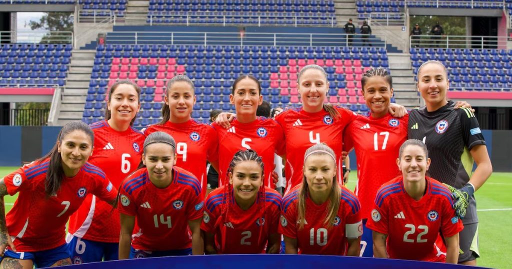 Chile Enfrenta a Ecuador en la Copa América Femenina - Chile y Ecuador Se Enfrentan en Crucial Juego de Copa América