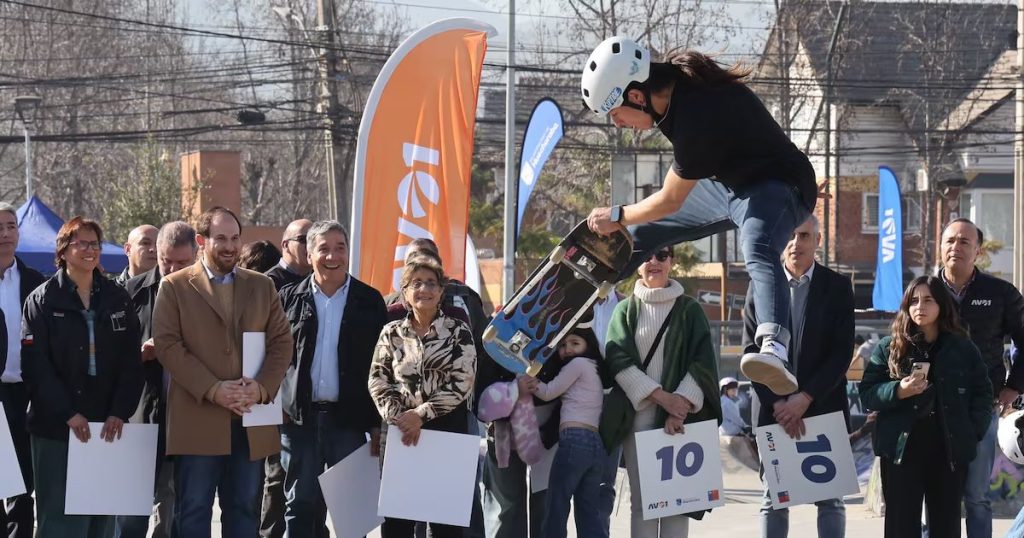 Clínica Deportiva en el Skatepark de Huechuraba - Inauguran Clínica de Skate en Huechuraba: Deporte y Comunidad
