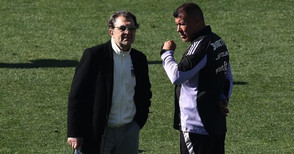Continuidad de Jorge Almirón en Colo Colo tras el Superclásico - Continuidad de Jorge Almirón en Colo Colo: Respaldo Inquebrantable
