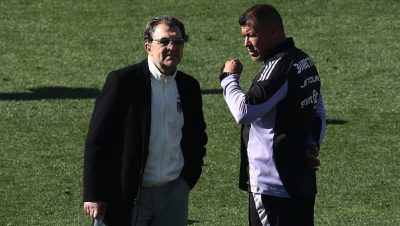 Continuidad de Jorge Almirón en Colo Colo tras el Superclásico - Continuidad de Jorge Almirón en Colo Colo: Respaldo Inquebrantable