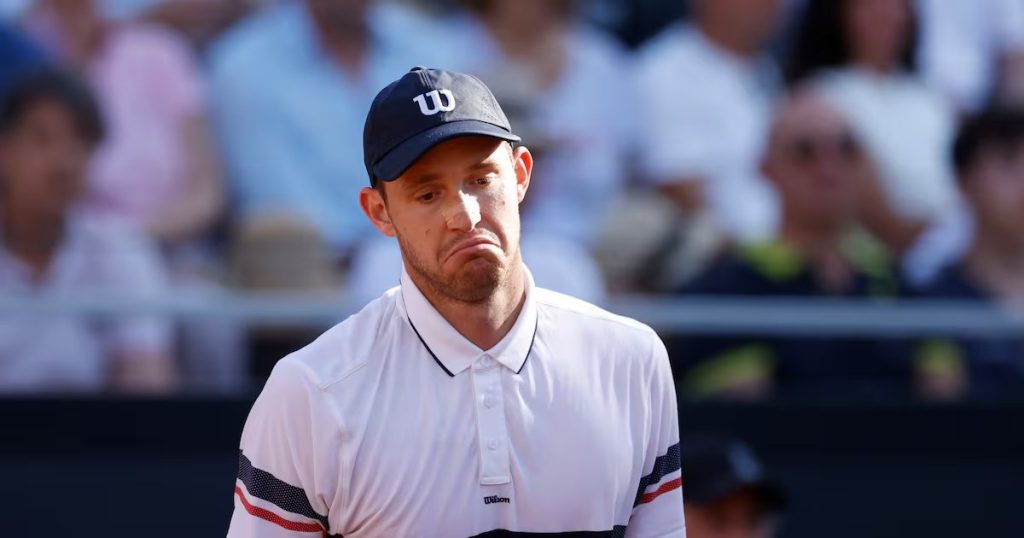Despedida de Nicolás Jarry en el ATP de Kitzbühel ante Botic Van de Zandschulp - Nicolás Jarry enfrenta dura despedida en Kitzbühel