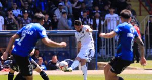 Dónde Ver el Partido entre Colo Colo y Huachipato en la Liga Primera - Colo Colo busca la victoria ante Huachipato en el Monumental