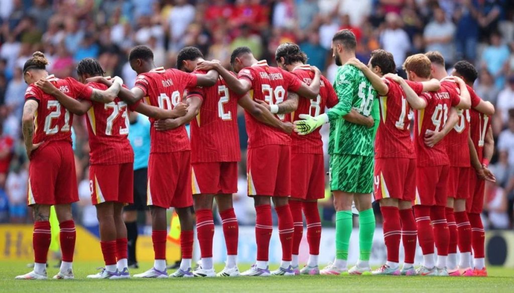 El Emotivo Homenaje del Liverpool a Diogo Jota en Su Retorno - Liverpool honra a Diogo Jota en emotivo regreso a las canchas