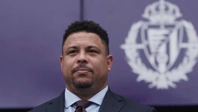El Real Valladolid Llega a Chile para Enfrentar a Colo Colo. - El Real Valladolid desafía a Colo Colo en su centenario