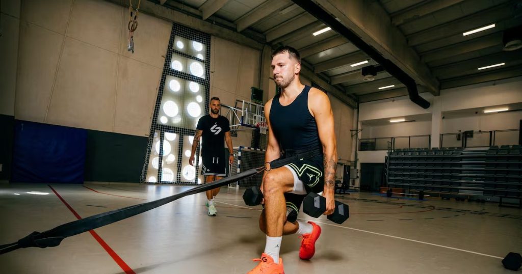 El Régimen de Alimentación y Ejercicio de Luka Doncic - Transformación Física de Luka Doncic Impacta al Mundo del Deporte