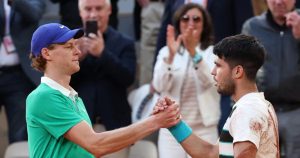 Final de Wimbledon entre Jannik Sinner y Carlos Alcaraz - Wimbledon 2025: Sinner y Alcaraz se Enfrentan en la Gran Final