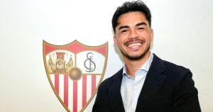 Gabriel Suazo Celebra Su Llegada al Sevilla - Gabriel Suazo se Enorgullece de Su Desafío en el Sevilla FC