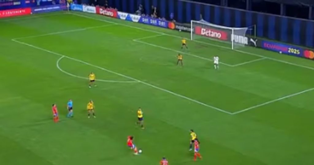 Golazo de la Roja Femenina ante Ecuador en la Copa América - Golazo de Sonya Keefe Rescata Empate de Chile con Ecuador