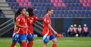 La Roja Enfrenta a Paraguay por el Quinto Lugar en la Copa América Femenina. - Chile busca el quinto lugar en la Copa América femenina