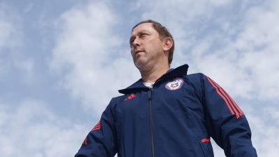 Luis Mena, Director Técnico de la Selección Femenina de Fútbol de Chile - Luis Mena: Impulsando el Futuro del Fútbol Femenino en Chile