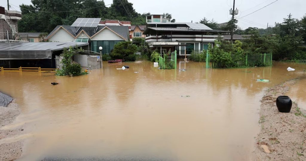 Número de Muertos por Inundaciones en Corea del Sur - Crisis en Corea del Sur: Inundaciones Dejan 18 Muertos Confirmados