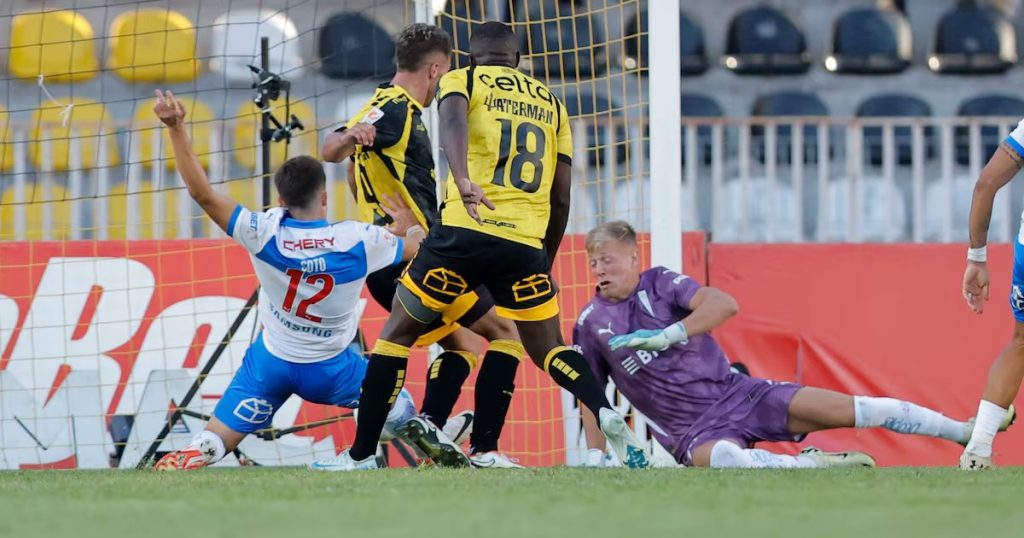 Partido entre la Universidad Católica y Coquimbo Unido en la Liga Profesional de Primera - Universidad Católica busca redimirse ante Coquimbo Unido en casa